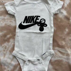 *Circut Made* 0-3 Month Gerber Bodysuit With Nike/Paci Logo